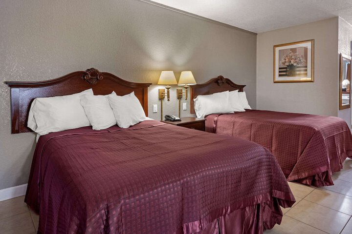 Rodeway Inn Clermont North