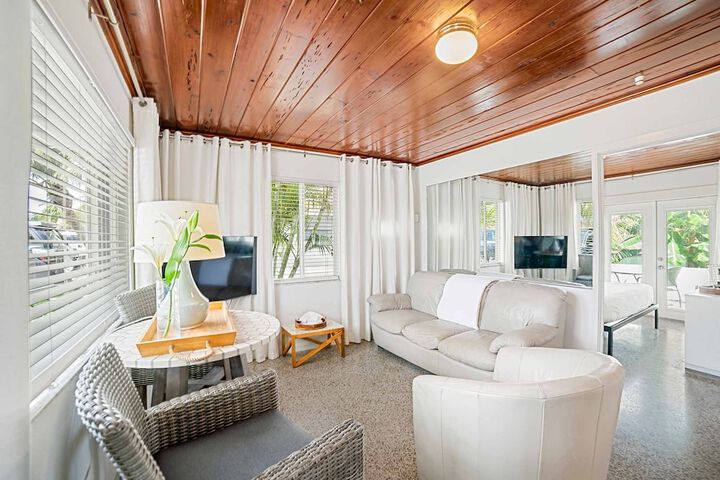 Casey Key Resort - Gulf Shores