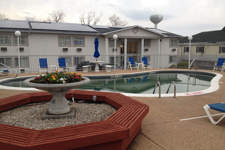 Pool 2 of 25