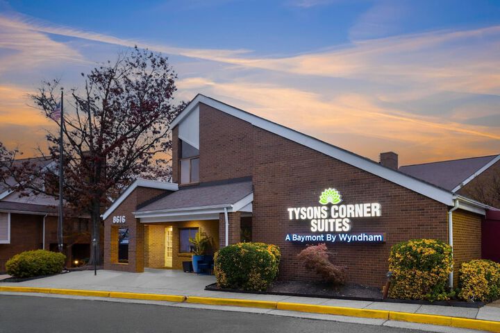 Tysons Corner Suites a Baymont by Wyndham