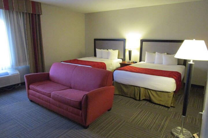 Room 51 of 76