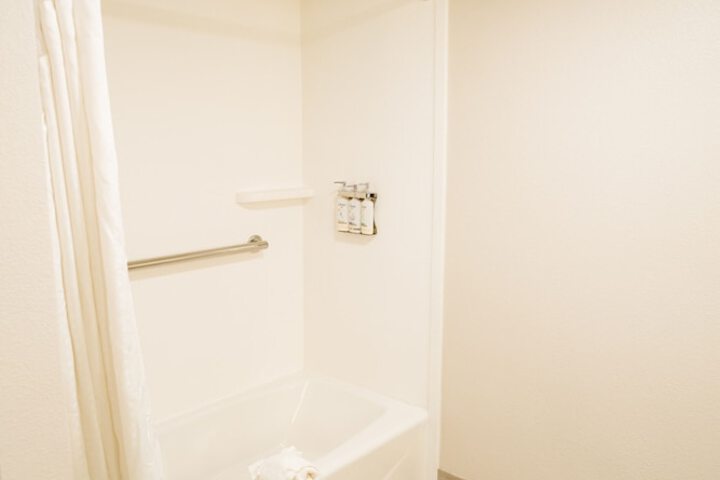 Holiday Inn Express & Suites Knoxville-North-I-75 Exit 112 by IHG