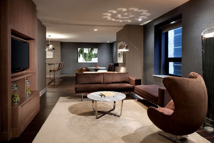 Room 43 of 124