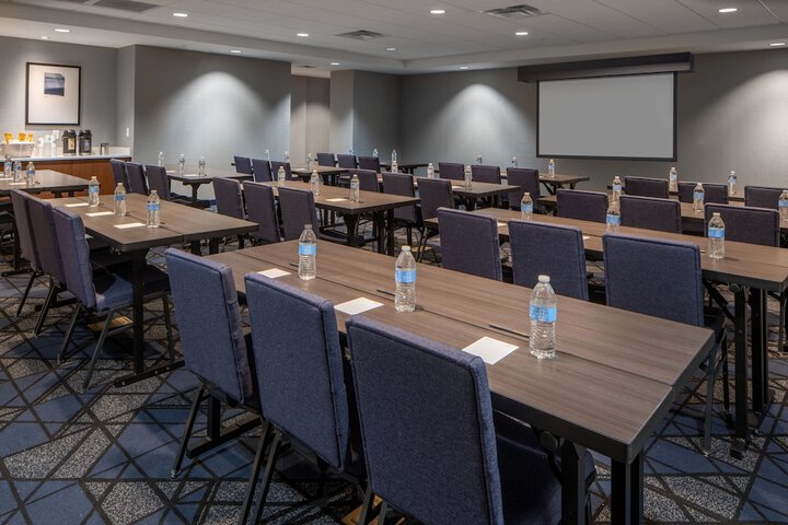 Courtyard by Marriott Decatur