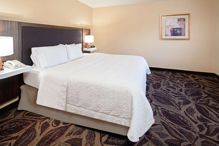 Room 10 of 40
