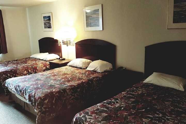 Room 30 of 49