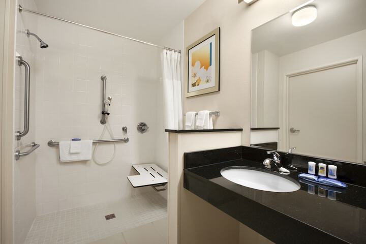 Room 12 of 29