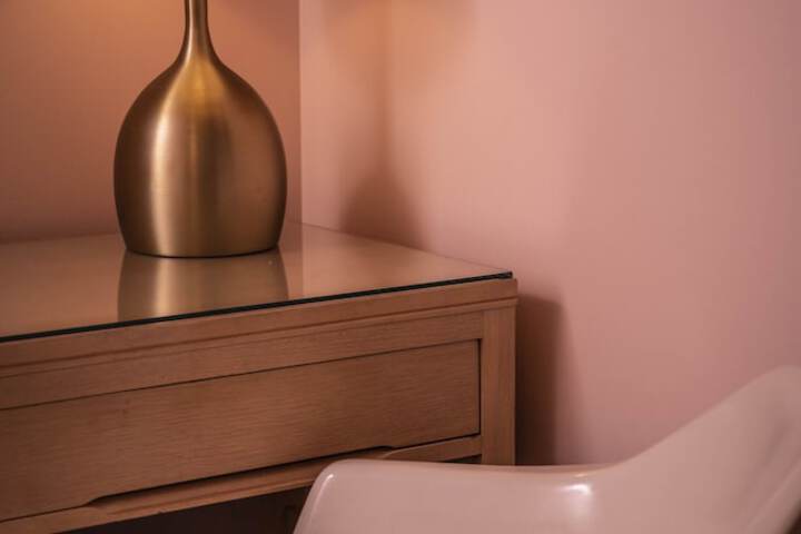 Room 49 of 335