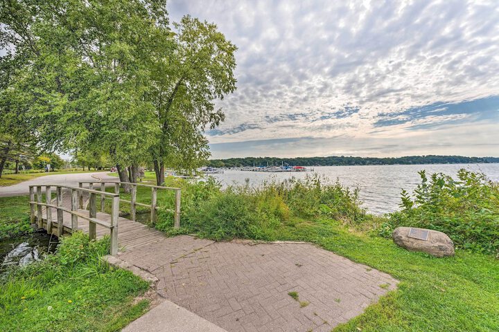 Breezy-chic Apartment - Steps to Geneva Lake!