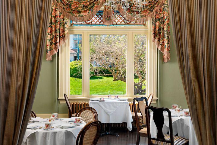 Dining 64 of 84