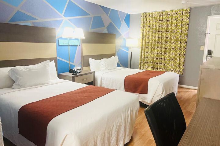 Hometown INN