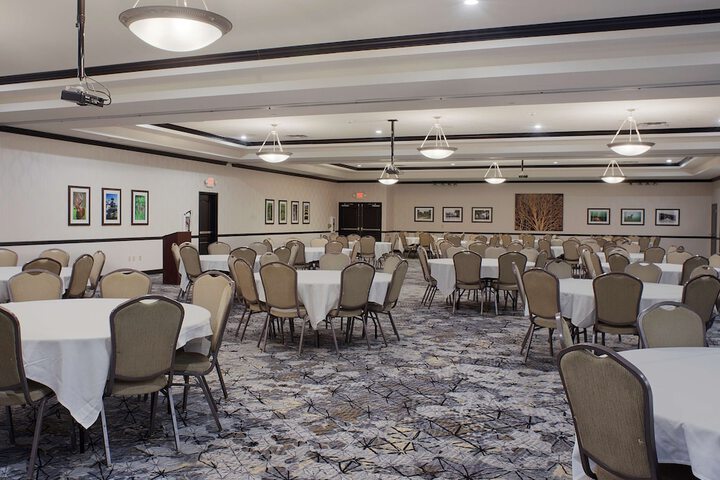 Room 33 of 68