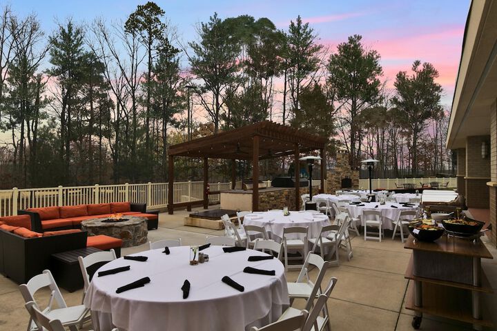 Embassy Suites by Hilton Charlotte Concord Golf Resort & Spa
