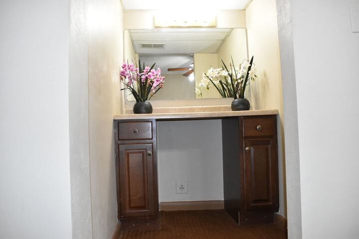 Room 30 of 118