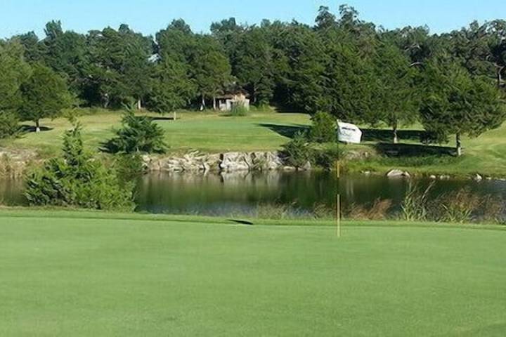 Cedar Glade Resort