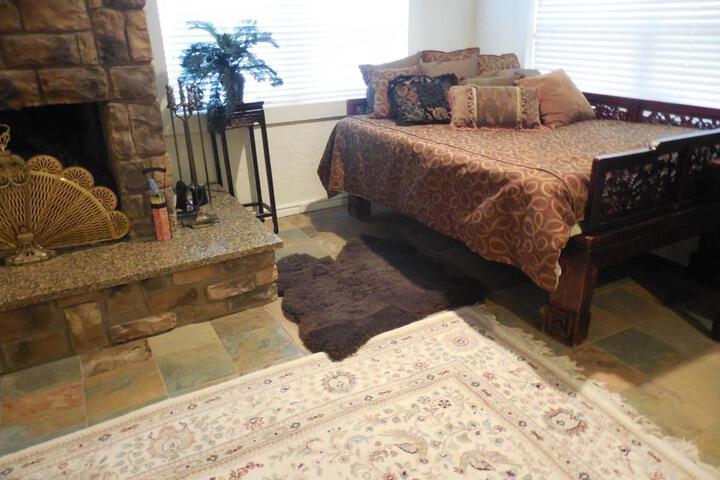 Dogwood Springs Lodgings