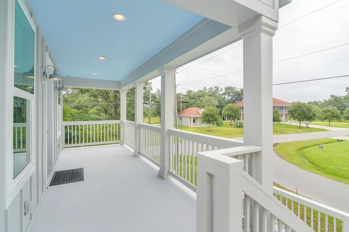 Modern Waveland Home w / Deck - Walk to the Beach!