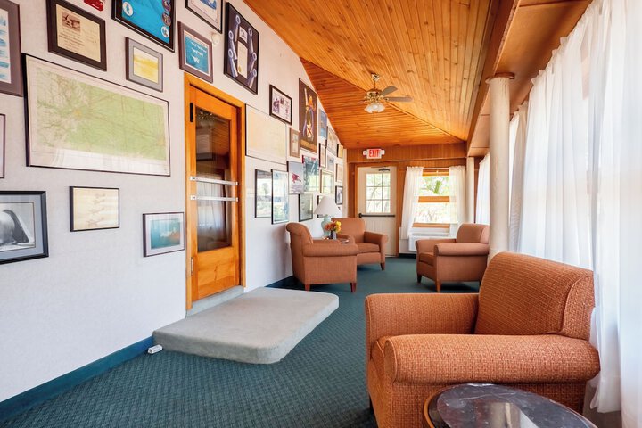 Hotel Interior 11 of 68