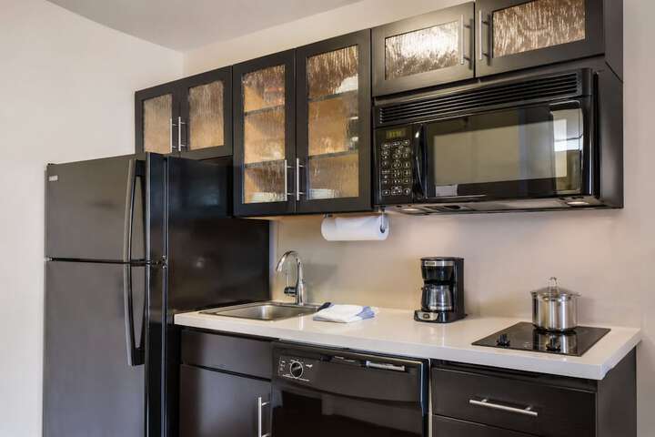 Blue Way Inn & Suites Extended Stay Bloomington Airport - Minneapolis