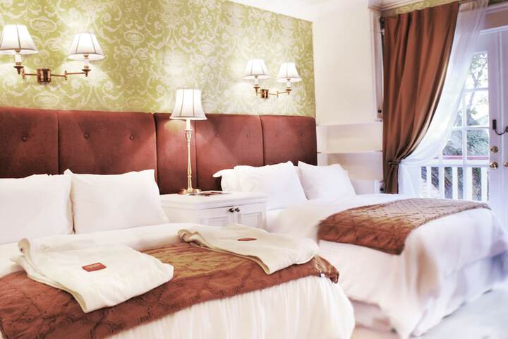 The Riverview Hotel