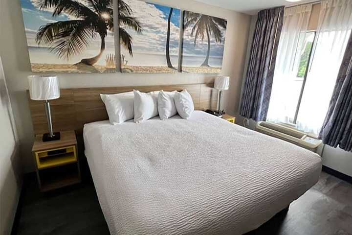 Room 15 of 27