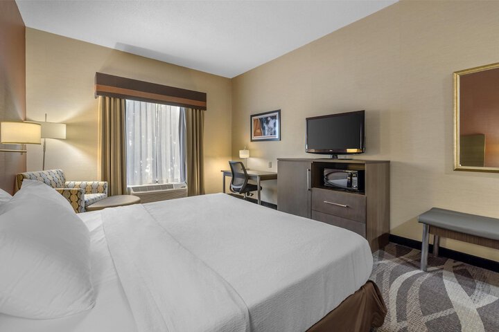 Best Western Plus University Inn