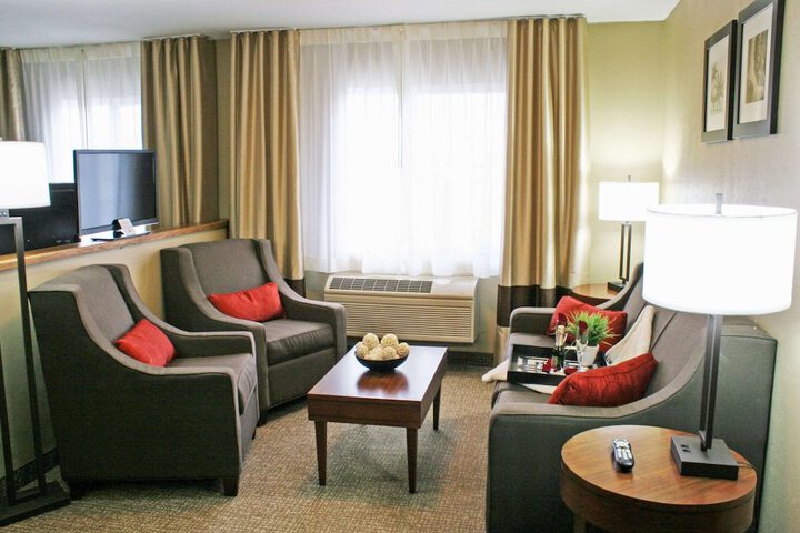 Room 10 of 39