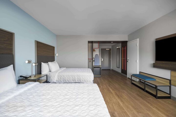 Room 29 of 48