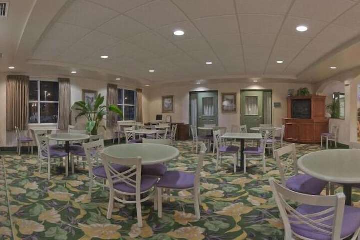 Holiday Inn Express Suites Plant City by IHG