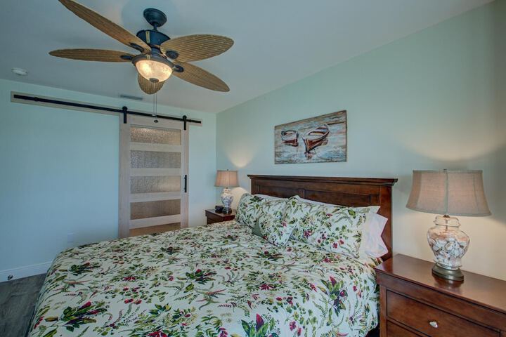 Anna Maria Island Beach Palms 5B