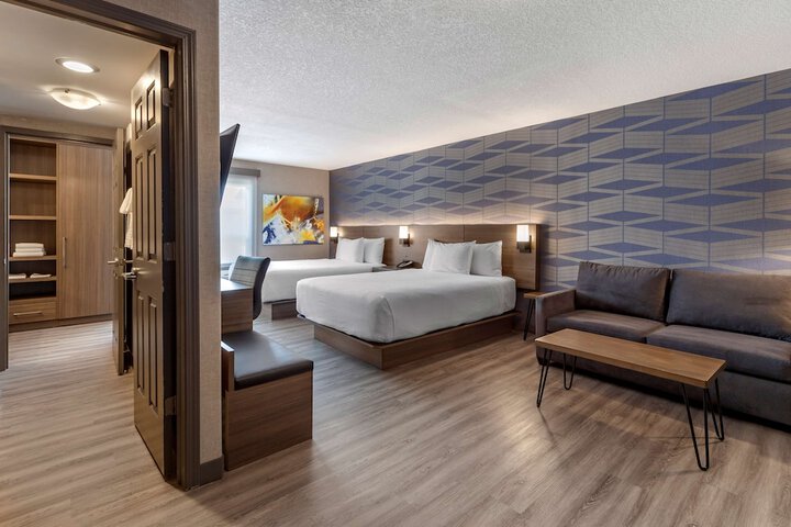 Room 26 of 46