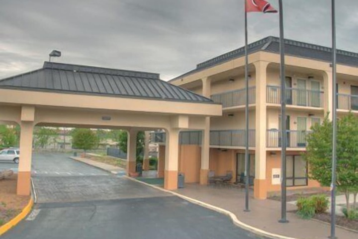 Hotel 2 of 30