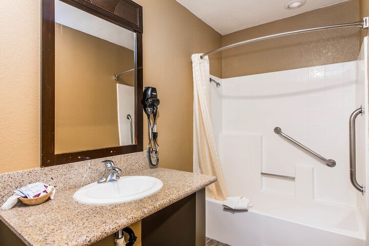Room 20 of 20