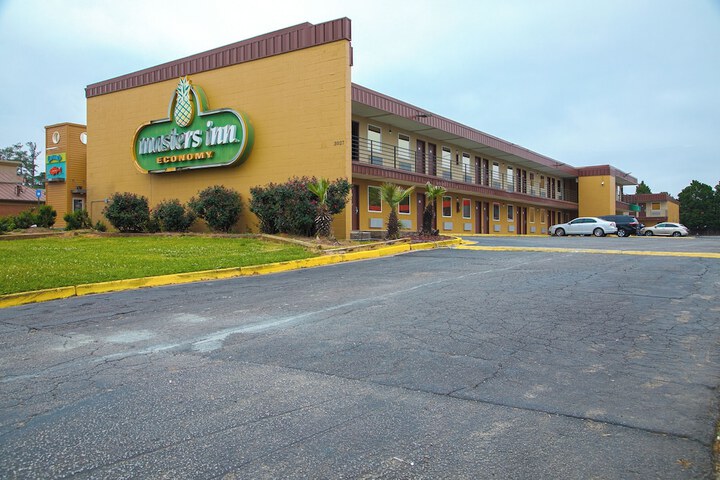 Hotel 2 of 35