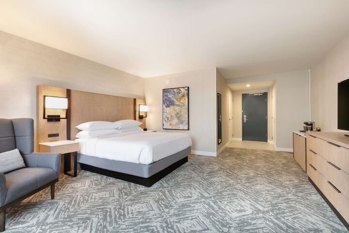Room 16 of 51