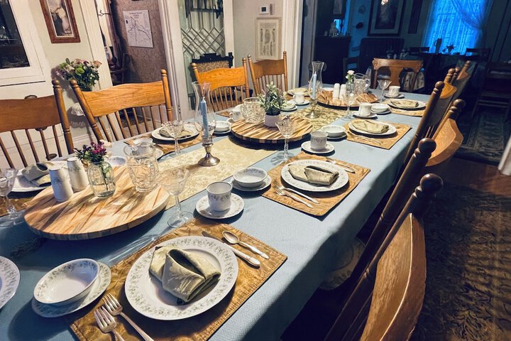Secrets on Main Bed & Breakfast