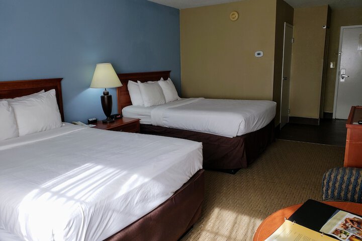 Room 93 of 131
