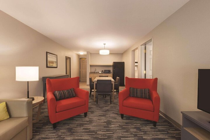 Country Inn & Suites by Radisson Green Bay North
