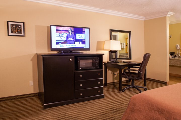 Room 16 of 21