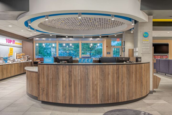 Hotel Interior 6 of 32