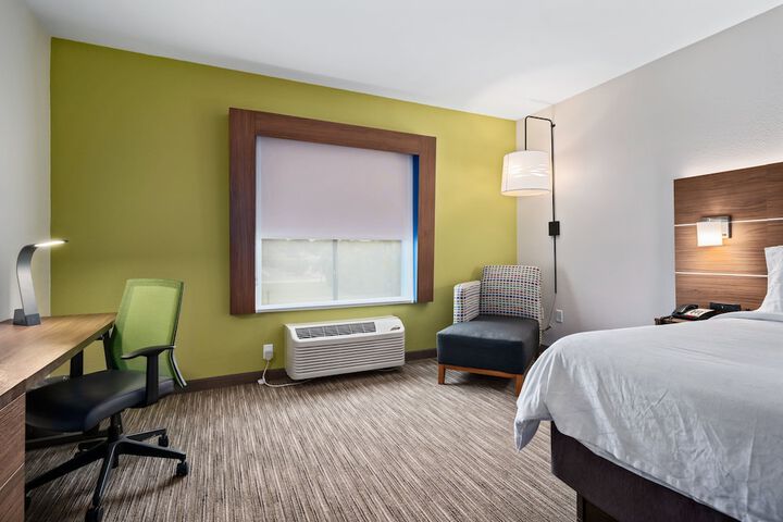 Holiday Inn Express Suites Van Buren-Ft Smith Area by IHG