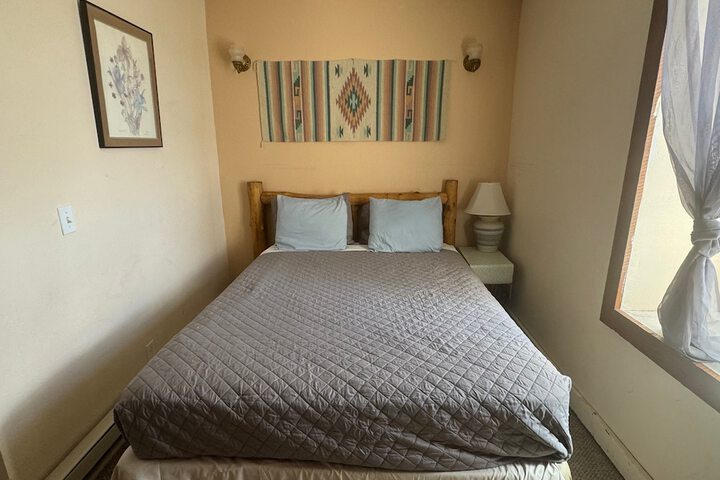 Room 35 of 75