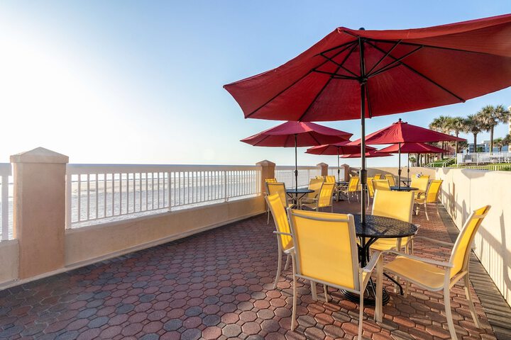 Terrace/Patio 45 of 47