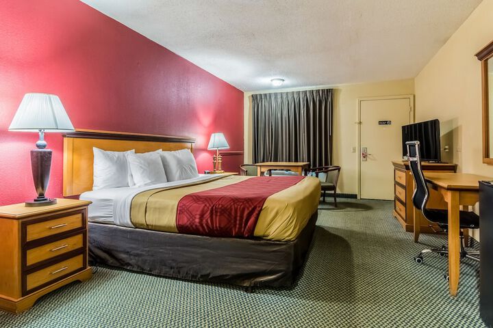 Room 19 of 26