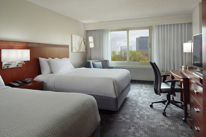 Room 22 of 49