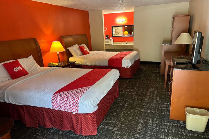 Room 13 of 22