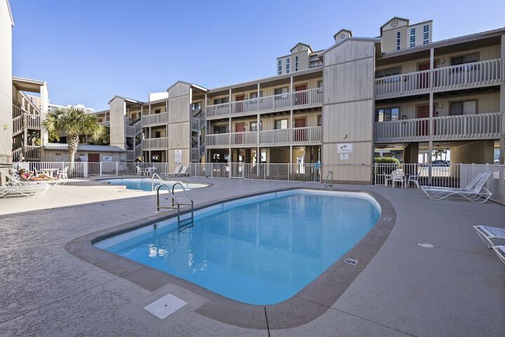 Pool 5 of 31