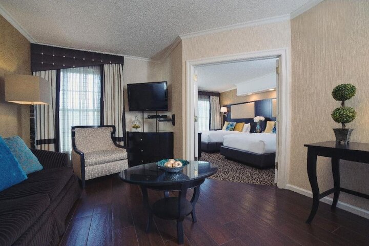Room 21 of 49