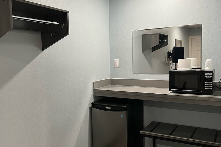 Room 15 of 20