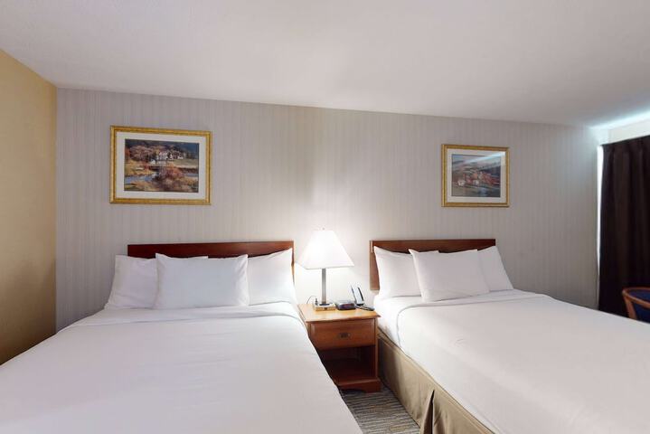 Room 11 of 37